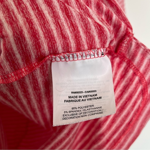 Nike Dri fit Red Striped Men's Polo Shirt size medium - Picture 4 of 5